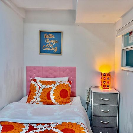 Private Tiny Room On The 1St Floor With Shared Bathroom Near Airport And Downtown Seattte ซีแอตเทิล ภายนอก รูปภาพ