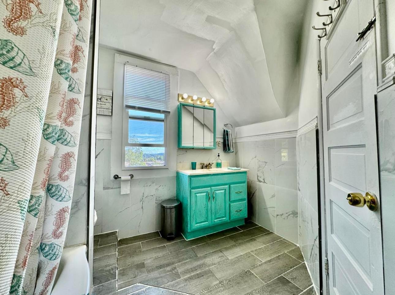 Private Tiny Room On The 1St Floor With Shared Bathroom Near Airport And Downtown Seattte ซีแอตเทิล ภายนอก รูปภาพ