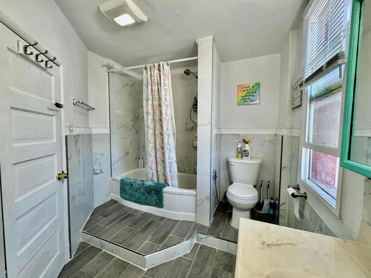 Private Tiny Room On The 1St Floor With Shared Bathroom Near Airport And Downtown Seattte ซีแอตเทิล ภายนอก รูปภาพ