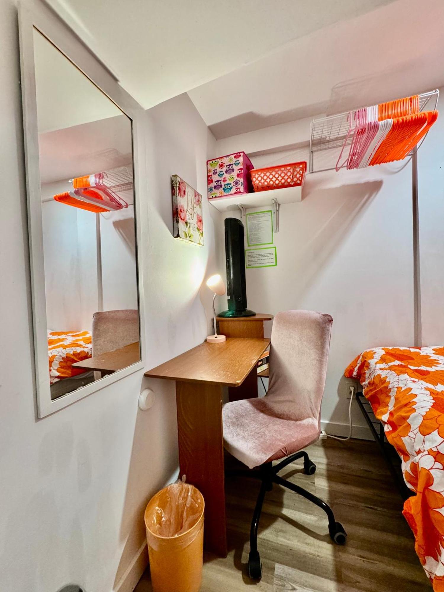 Private Tiny Room On The 1St Floor With Shared Bathroom Near Airport And Downtown Seattte ซีแอตเทิล ภายนอก รูปภาพ